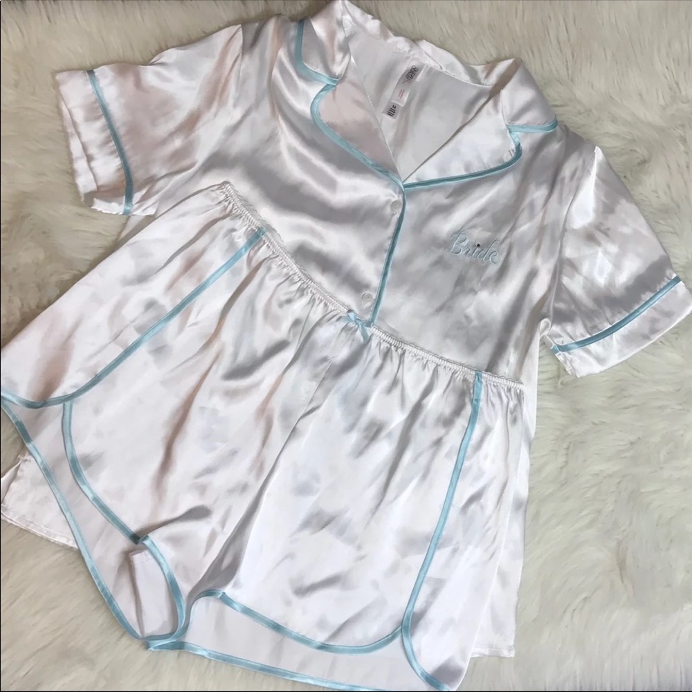 Gillian & O’Malley Bride Silky Pajama Set